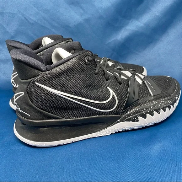 Nike Kyrie 7 Team TB White Black Basketball Shoes Men's Size 15 (DA7767-001)